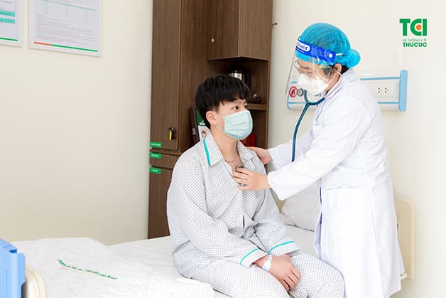 sốt xuất huyết ở trẻ