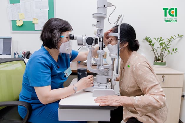 thoái hóa võng mạc