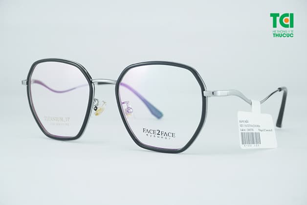 tròng kính là gì