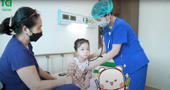 Chuyển mùa con dễ ho, khò khè