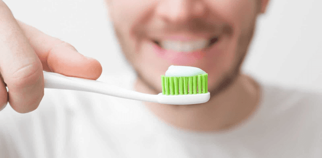 Chuyên gia mách bạn cách chăm sóc răng tại nhà