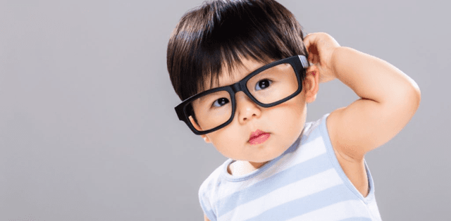 Phát hiện sớm và điều trị đúng tật khúc xạ ở trẻ em