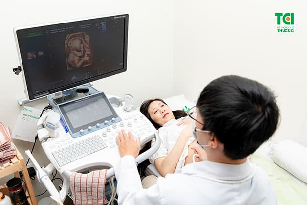Siêu âm 5D là bước quan trọng cần thực hiện trong buổi khám thai mốc tuần 22