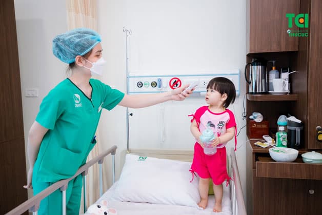 Trẻ cúm A ho nhiều