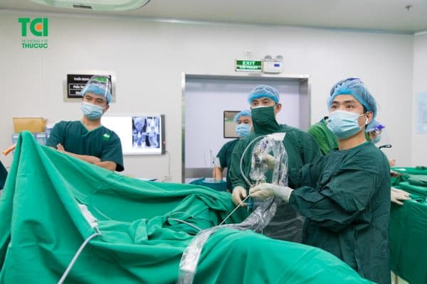 biến chứng sỏi bàng quang