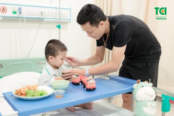 Còi xương là bệnh thường gặp ở trẻ trong giai đoạn từ sơ sinh đến 3 tuổi