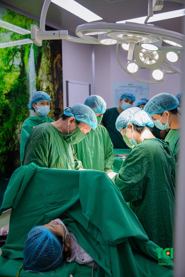 Những thai phụ không đủ điều kiện đẻ thường bác sĩ sẽ chỉ định đi đẻ mổ