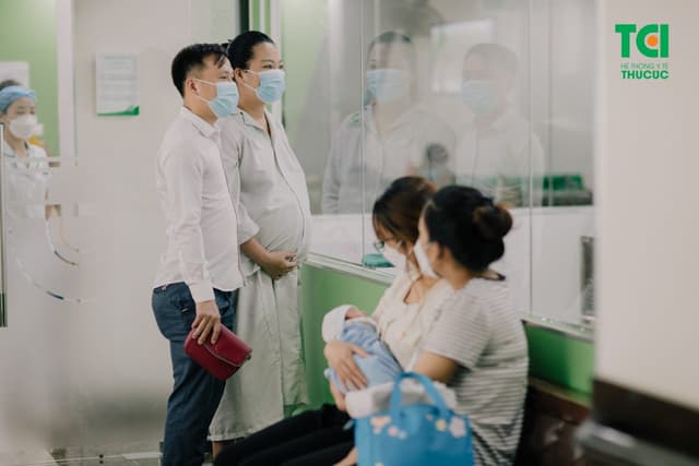 Tất tần tật từ A-Z đồ mang đi đẻ mổ cho mẹ bầu