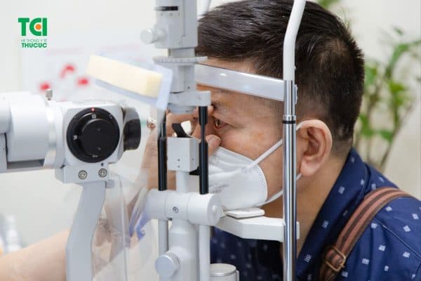 Hồi phục thị lực nhanh, không đau, không chảy máu là các ưu điểm phẫu thuật Phaco