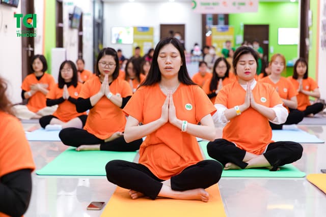 Ảnh tập huấn tiền sản và yoga thai kỳ