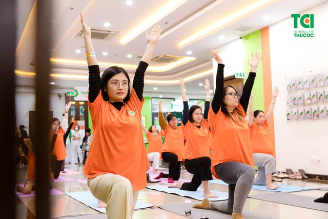 Ảnh tập huấn tiền sản và yoga thai kỳ