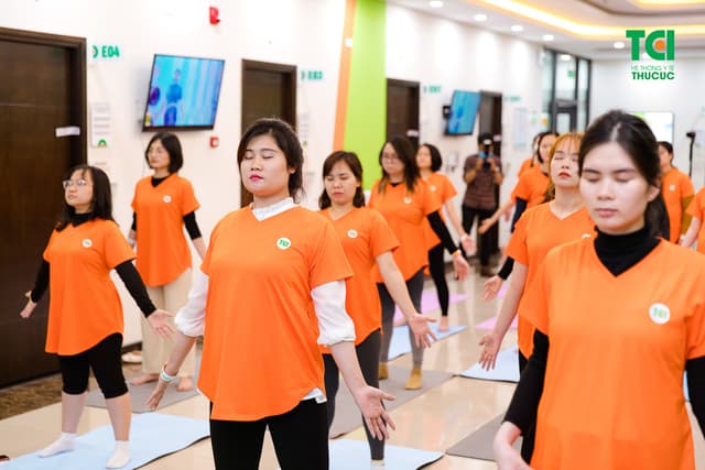 Ảnh tập huấn tiền sản và yoga thai kỳ