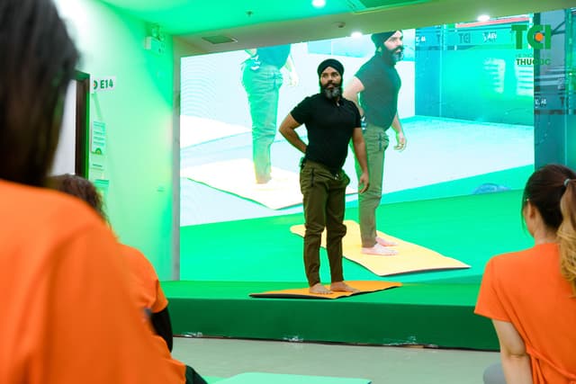 Ảnh tập huấn tiền sản và yoga thai kỳ