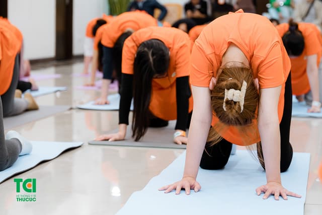 Ảnh tập huấn tiền sản và yoga thai kỳ