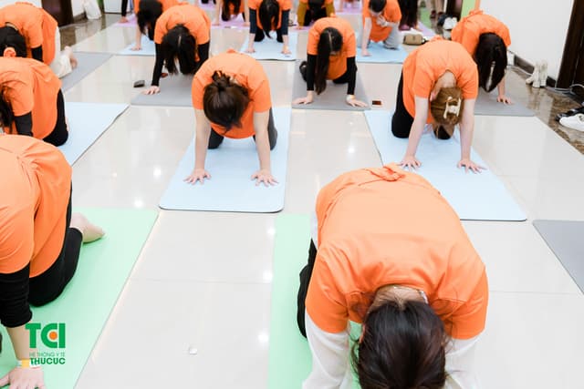 Ảnh tập huấn tiền sản và yoga thai kỳ