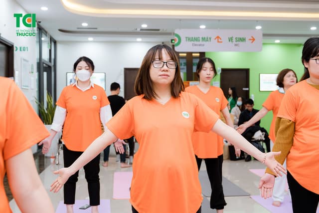 Ảnh tập huấn tiền sản và yoga thai kỳ