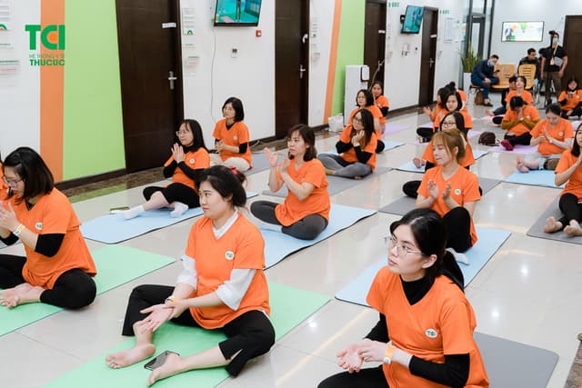 Ảnh tập huấn tiền sản và yoga thai kỳ