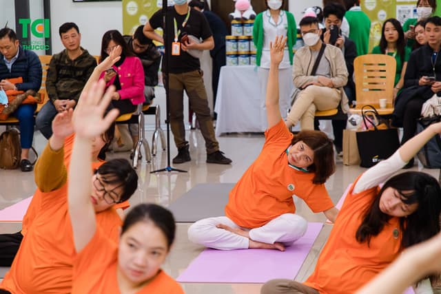 Ảnh tập huấn tiền sản và yoga thai kỳ