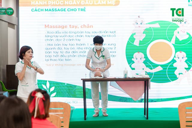 Huấn luyện tiền sản – Hãy là mẹ bầu hiện đại