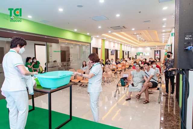 Huấn luyện tiền sản – Hãy là mẹ bầu hiện đại