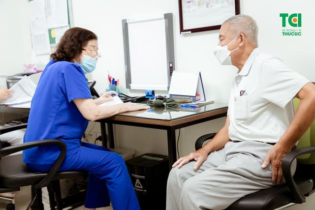 Cách trị mất ngủ cho người già hiệu quả mà không dùng thuốc