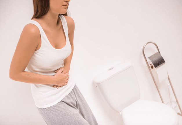 Chế độ ăn cho người bị đại tràng gặp khó khăn khi đại tiện