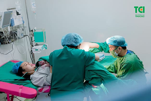 Hiện nay, cùng với nhu cầu của chị em phụ nữ, việc đẻ thường khâu thẩm mỹ ngày càng phổ biến