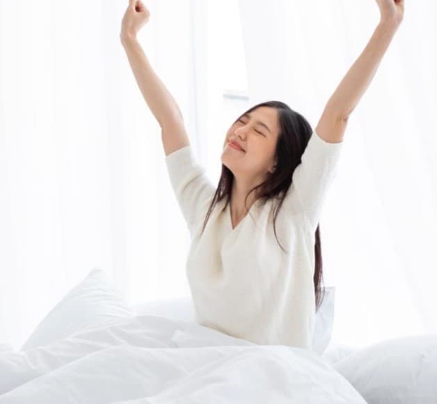 Ngủ đủ giấc và giữ tâm trạng tốt sẽ giúp ngăn ngừa bệnh alzheimer