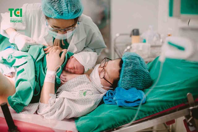 Mẹ nên đẻ mổ hay đẻ thường? Làm sao để quyết định?