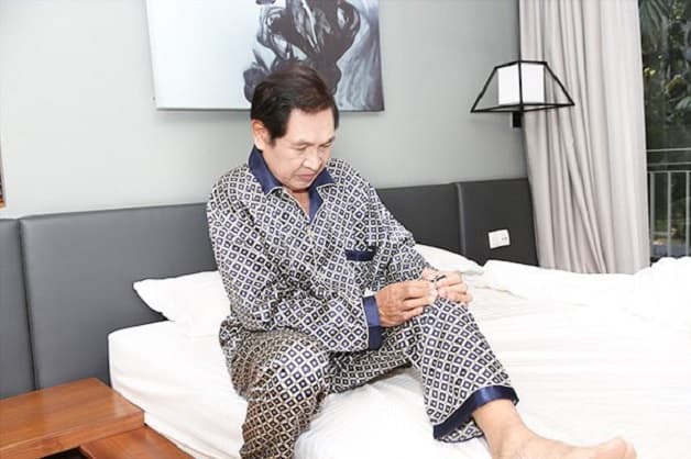 chứng mất ngủ ở người cao tuổi do bệnh lý cơ xương khớp