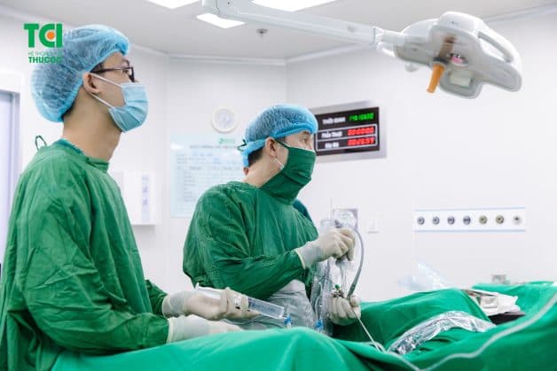 4 ưu điểm nổi bật của tán sỏi niệu quản nội soi ngược dòng