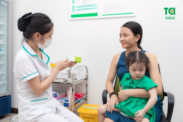 phản ứng khi tiêm phế cầu nên hỏi bác sĩ