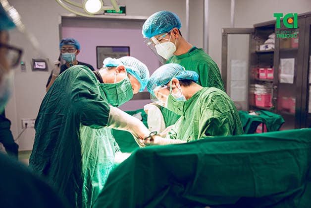 Đa ối do tiểu đường thai kỳ, mẹ có thể sinh non