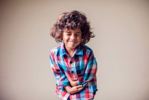 Trẻ bị kiết lỵ có biểu hiện như thế nào?