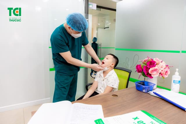 Dấu hiệu cảnh báo khi trẻ em bị viêm amidan