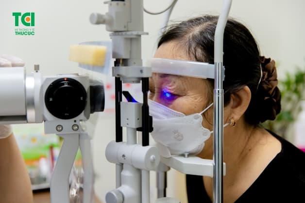 võng mạc thoái hóa