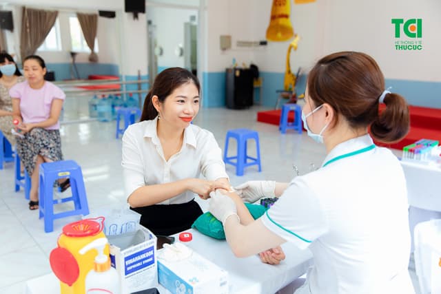 Khám sức khoẻ trường Công Nghệ Giáo Dục Hà Nội