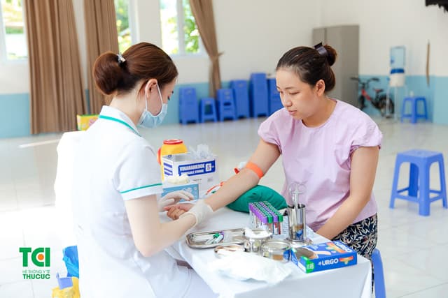 Khám sức khoẻ trường Công Nghệ Giáo Dục Hà Nội