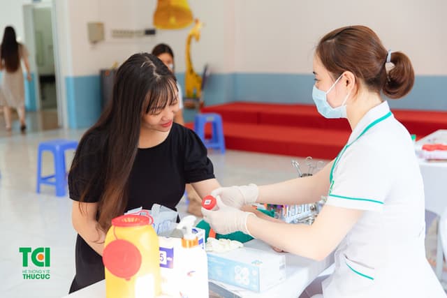 Khám sức khoẻ trường Công Nghệ Giáo Dục Hà Nội