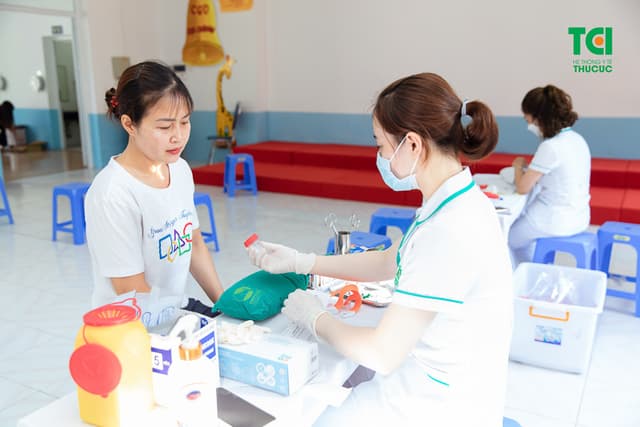 Khám sức khoẻ trường Công Nghệ Giáo Dục Hà Nội