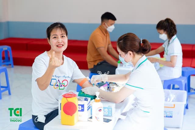 Khám sức khoẻ trường Công Nghệ Giáo Dục Hà Nội