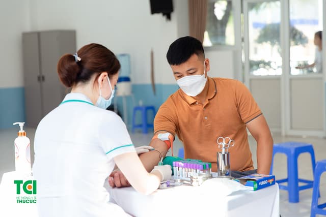 Khám sức khoẻ trường Công Nghệ Giáo Dục Hà Nội