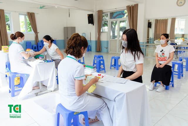 Khám sức khoẻ trường Công Nghệ Giáo Dục Hà Nội