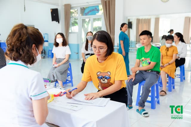 Khám sức khoẻ trường Công Nghệ Giáo Dục Hà Nội