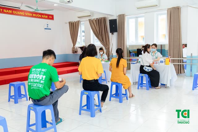 Khám sức khoẻ trường Công Nghệ Giáo Dục Hà Nội