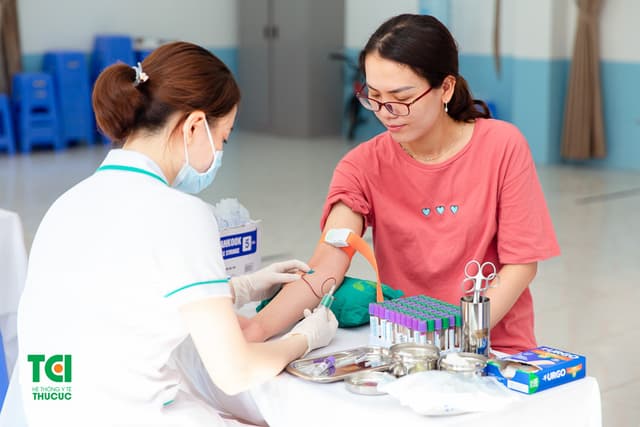 Khám sức khoẻ trường Công Nghệ Giáo Dục Hà Nội