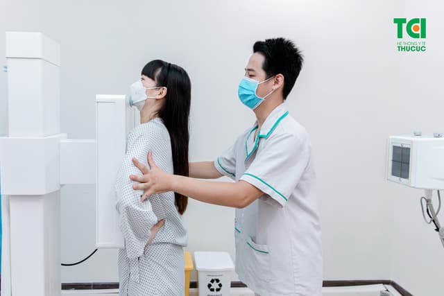 Khám sức khoẻ trường Công Nghệ Giáo Dục Hà Nội