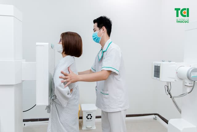 Khám sức khoẻ trường Công Nghệ Giáo Dục Hà Nội