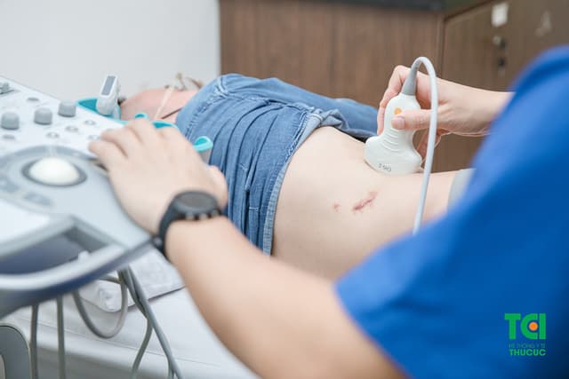 Khám sức khoẻ công ty TNHH Le Mont Ba Vì