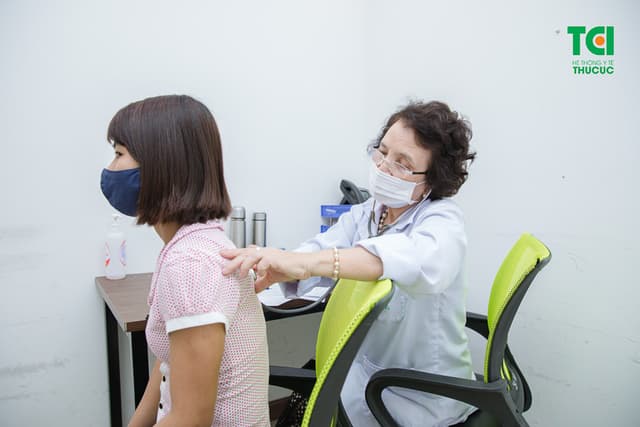 Khám sức khoẻ công ty TNHH Le Mont Ba Vì